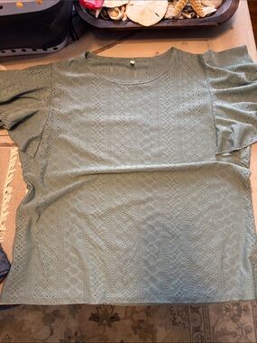 Women’s Lace Eyelet flutter Short Sleeve Top - Sage Green size XXL